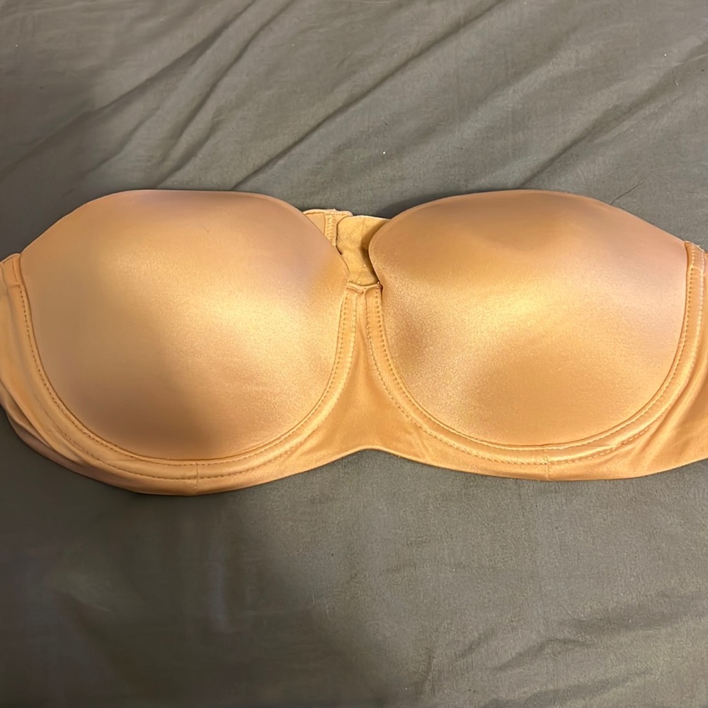 Strapless bra